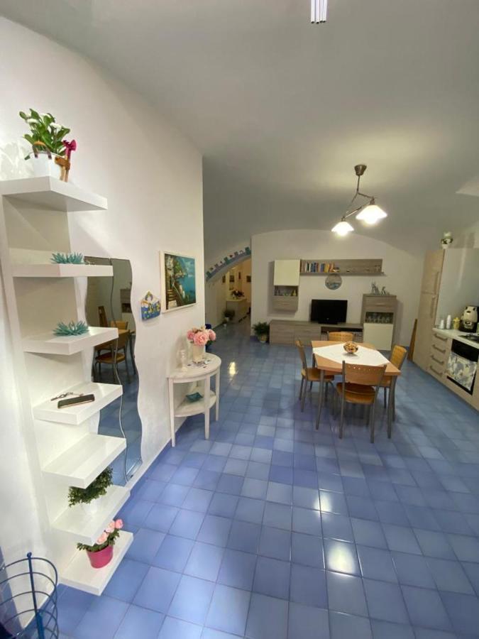 Апартаменты Casa Sissy Виетри Экстерьер фото