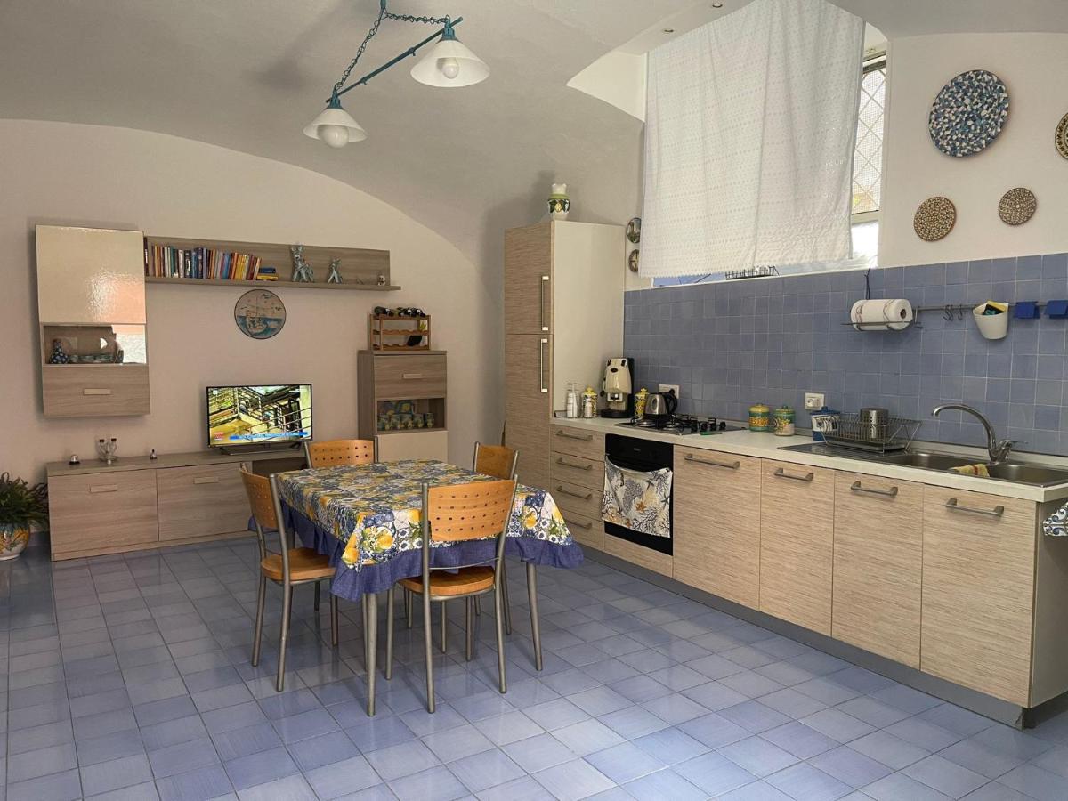 Апартаменты Casa Sissy Виетри Экстерьер фото